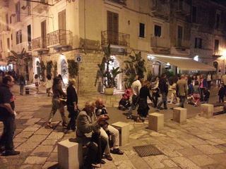 Porto di Trani, giro di vite nei controlli. Aspettando differenziata e chiusura alle auto nel weekend
