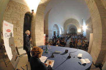 Dialoghi di Trani, parte l'azione di crowfunding per l'edizione del 2015
