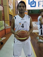 Ultimo canestro, a Trani e per Trani: Valerio Corvino si ritira dal basket giocato, lo attende la panchina di Bisceglie