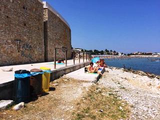 Lidi di Trani, al Mongelli arrivano anche i cestini. Bottaro: «I rifiuti solo lì, si abbia cura della città