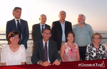 AGGIORNATO. Trani, il sindaco nomina la «giunta delle competenze»: nomi e deleghe