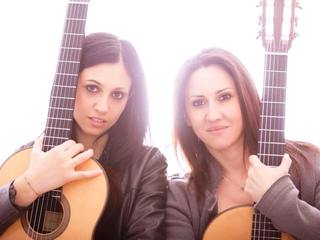 Festa della Madonna del Carmine, questa sera il concerto in chiesa delle chitarriste Luisi e Marangi