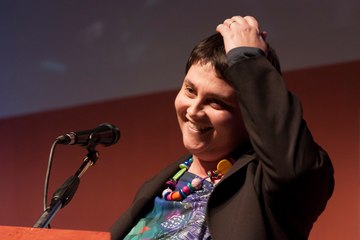 Comunicazione e politica 2.0: il sindaco di Molfetta si è dimessa su Facebook. Ed il messaggio arriva, forte e chiaro, anche a Trani