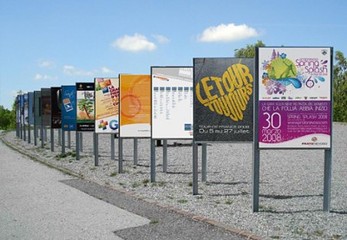 E per i manifesti con il programma dell'Estate di Trani, il Comune cerca sponsor che li stampi a costo zero