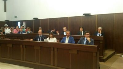 Consiglio Trani, solo 17 presenti all'appello. Una parte di maggioranza non vorrebbe Ferrante come Presidente