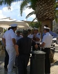 Porto di Trani, mai pulita nella sua storia la vasca di raccolta delle acque. Bottaro: «Anche su queste cose dobbiamo voltare pagina»