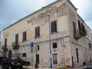 Uffici giudiziari al Ministero, il sindaco di Trani: «Non cediamo nulla se, prima, non ci assicurano la manutenzione totale a loro spese»