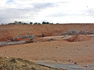 Discarica di Trani chiusa da un anno, Amiu fa il punto su lavori in corso ed obiettivi da raggiungere