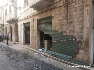 AGGIORNATO. Incendio nella sede della cooperativa sociale Re Manfredi di Trani: ingenti danni, ancora ignote le cause