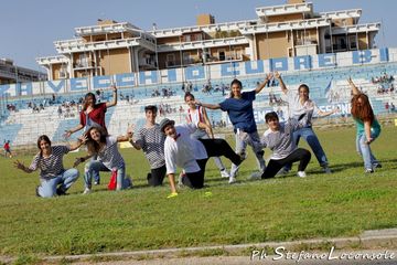 Intervallo con spettacolo. E lo show di Studio danza porta bene al Trani