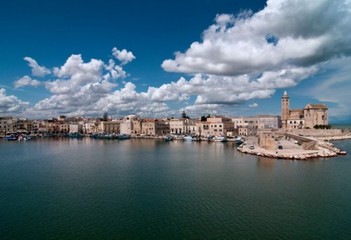 Fra le pieghe del bilancio di previsione: tredici programmi fra «la Trani di oggi e di domani»