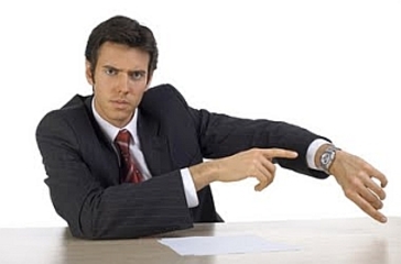 I revisori dei conti ancora non arrivano a Trani: sospeso per mezz'ora il consiglio comunale