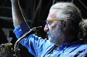 Da Trani, il nuovo progetto di Nicola Pisani per il Thalos festival: questa sera va in scena «Cypriana»