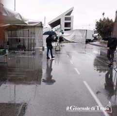 Piove a Trani e sul mercato: giornata nera e grossi disagi. Possibile recupero a Natale