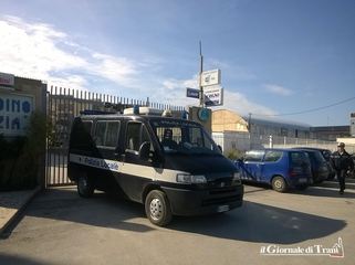 AGGIORNATO. Ognissanti a Trani, code e disagi per la tradizionale visita al cimitero. Aperto il parcheggio alle dodici e trenta