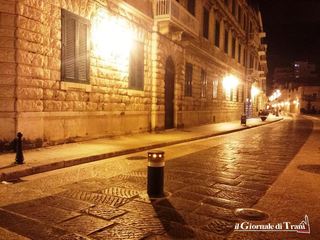 Via San Giorgio, ancora capricci dei dissuasori: transenne e nuove spese in vista per il Comune di Trani