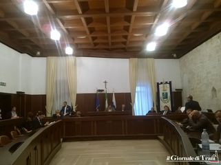 E prima della sicurezza, variazioni e debiti fuori bilancio: l'ordine del giorno del consiglio comunale di Trani odierno