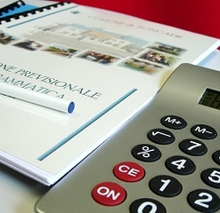 Variazioni di bilancio, semaforo verde dal consiglio comunale di Trani. Dubbi trasversali sulla certezza dell'incasso di oneri di urbanizzazione