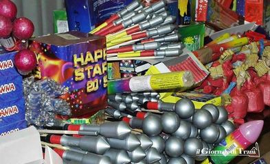Il sindaco di Trani firma l'ordinanza anti-botti: divieto di vendita di fuochi pirotecnici pericolosi da oggi fino al 10 gennaio