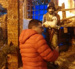 AGGIORNATO. Natale di Trani, rubata e poi restituita statua dal presepe di piazza Libertà