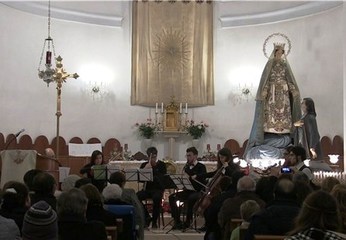 VIDEO. Natale di Trani, il «Cantiere musicale» si prende la scena e commuove a Cristo Redentore