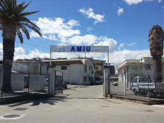 Trani ricapitalizzerà Amiu: dal consiglio comunale 22 «sì» al sindaco per procedere