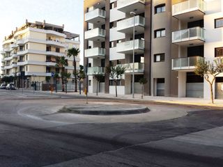 Trani turistica, via Falcone aspetta solo i bus: risagomata anche la rotonda centrale della rotatoria di via Istria