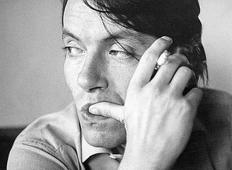 Oggi tributo acustico a Fabrizio De Andrè al Santo Graal di Trani