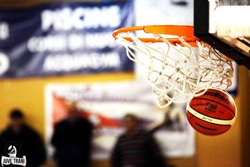 Juve Trani, prime conferme: verso l'addio Di Loreto, Onetto smette