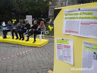 Al compleanno di Trani a capo c'è anche Lignola, ma Procacci non cambia metro: «Delusione Bottaro, non è cambiato nulla»