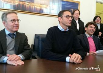 Il sindaco di Trani presenta gli assessori e difende le sue scelte: «Emiliano non c'entra, sono tutte mie e ne rispondo io»