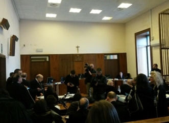 Rating, a Trani Monti «smonta» l'accusa: «Mai detto che S&P abbia danneggiato l'Europa». Esulta l'agenzia: «Noi, integri e professionali»