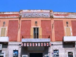 Sale che chiudono, il Corriere della Sera si ricorda del Supercinema di Trani