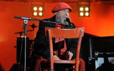 Oggi, al Dino Risi di Trani, il documentario su Enzo Del Re: «Io e la mia sedia»