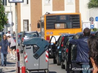 Doppio senso sul lungomare di Trani, i nodi sono le due «strettoie». Zitoli: «E la priorità è il piano costiero»