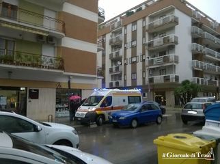 Trani, donna investita in via Malcangi: non desta preoccupazioni