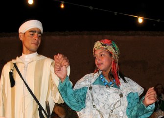 Integrazione dei migranti, Trani si offre come set per «Nicah: il matrimonio segreto»