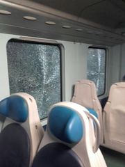 Quando Trenitalia è parte lesa, anche troppo: ecco cosa succede e cosa rischiano i passeggeri (anche di Trani) di un treno regionale