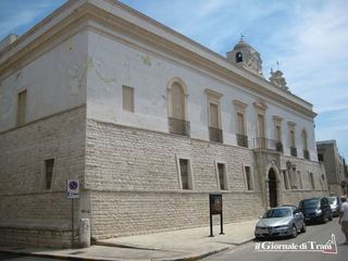 Ex ospedale agostiniano di piazza Gradenigo, se non fosse dell'Asl i finanziamenti si perderebbero. Tomasicchio: «Comune di Trani fermo da sedici anni»