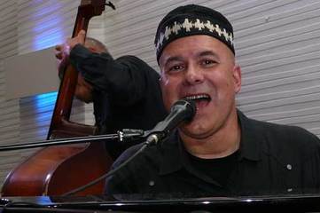 Questa sera al Dino Risi Larry Franco omaggia Natalie Cole. Biglietti disponibili presso il circolo o Tranilibri