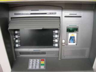 Trani, bancomat a Palazzo Palmieri: manifestazioni d'interesse entro il prossimo 22 aprile