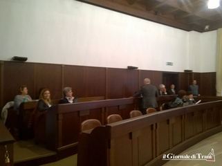 Consiglio Trani, i casi Amiu e Bricoman la fanno da padrone anche negli interventi preliminari