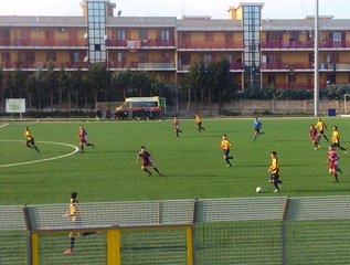 C'è Mola-Trani, ma i pensieri sono altrove: presidente e sponsor «si chiariscono» nell'attesa dell'esito della gara per la gestione dello stadio