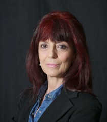 Ritorna «Scrittori nel tempo»: oggi, a Trani, Romana Petri