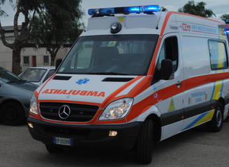 Tiro al bersaglio sull'ambulanza di Trani, Lullo (Misericordia): «Lavoriamo ogni giorno fra screzi e mancanza di rispetto da parte della gente»