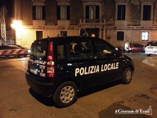 De Michele: «Porto di Trani chiuso alle auto fino alle 4 con i varchi elettronici». Si partirebbe dal 1mo maggio