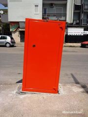 Trani, è psicosi velobox: adesso, in via Falcone, si sorpassa a 45 all'ora. Già danneggiato un dispositivo