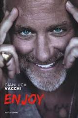 Oggi, a Trani, l'imprenditore Gianluca Vacchi presenta il suo libro «Enjoy»