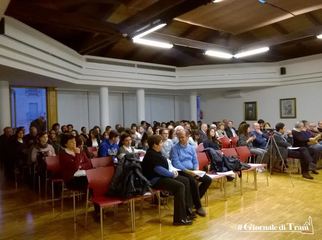 Un secolo fa Einstein cambiava la storia: a Trani, con «Didafisica», a scuola di relatività