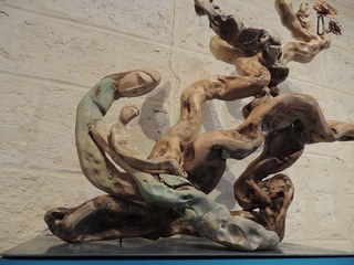 Si chiude oggi, presso la sede dell'associazione «Arsensum» di Trani, la mostra di Mario Guerra